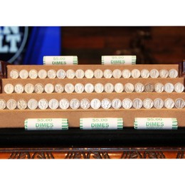 5 Rolls Circulated 90% Silver Mercury Dimes (250 Total Coins) 5 Rolls Circulated 90% Silver Mercury Dimes (250 Total Coins)